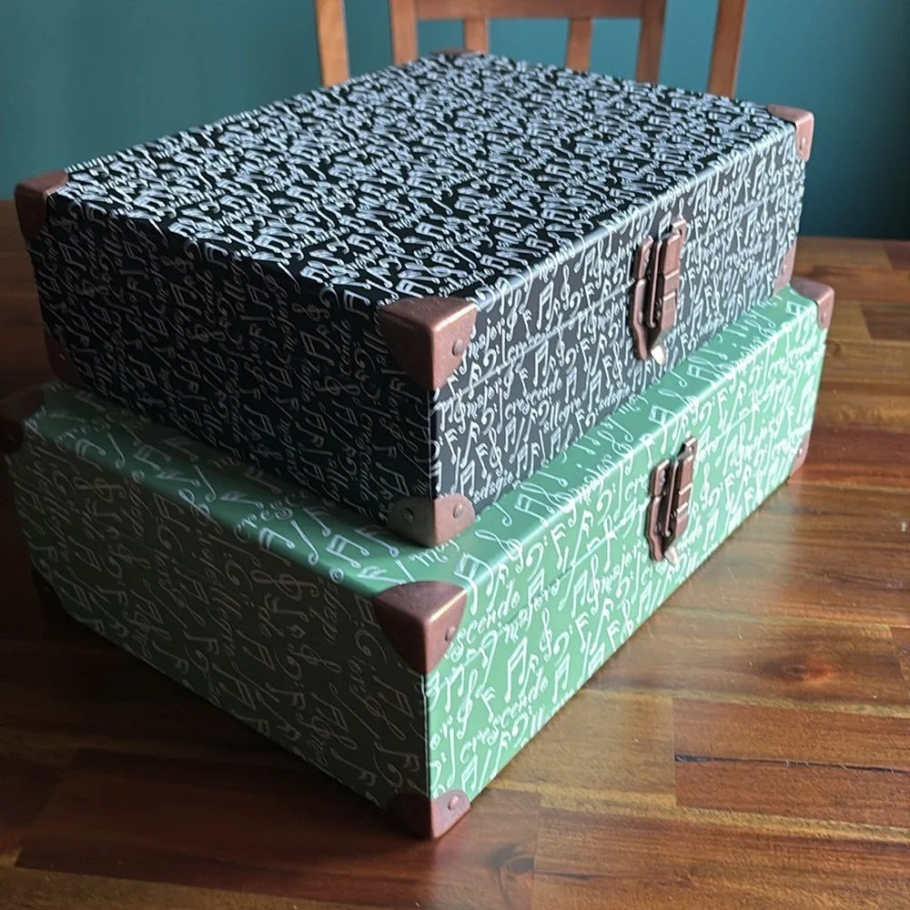 Music Notes and Terms along with Treble and Base Clefs NESTING BOX - metal lock - Picture 13 of 14